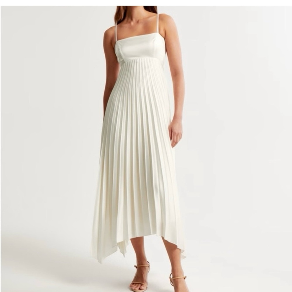 NWT Abercrombie The A&F Giselle Clasp-Back Pleated Midi Dress